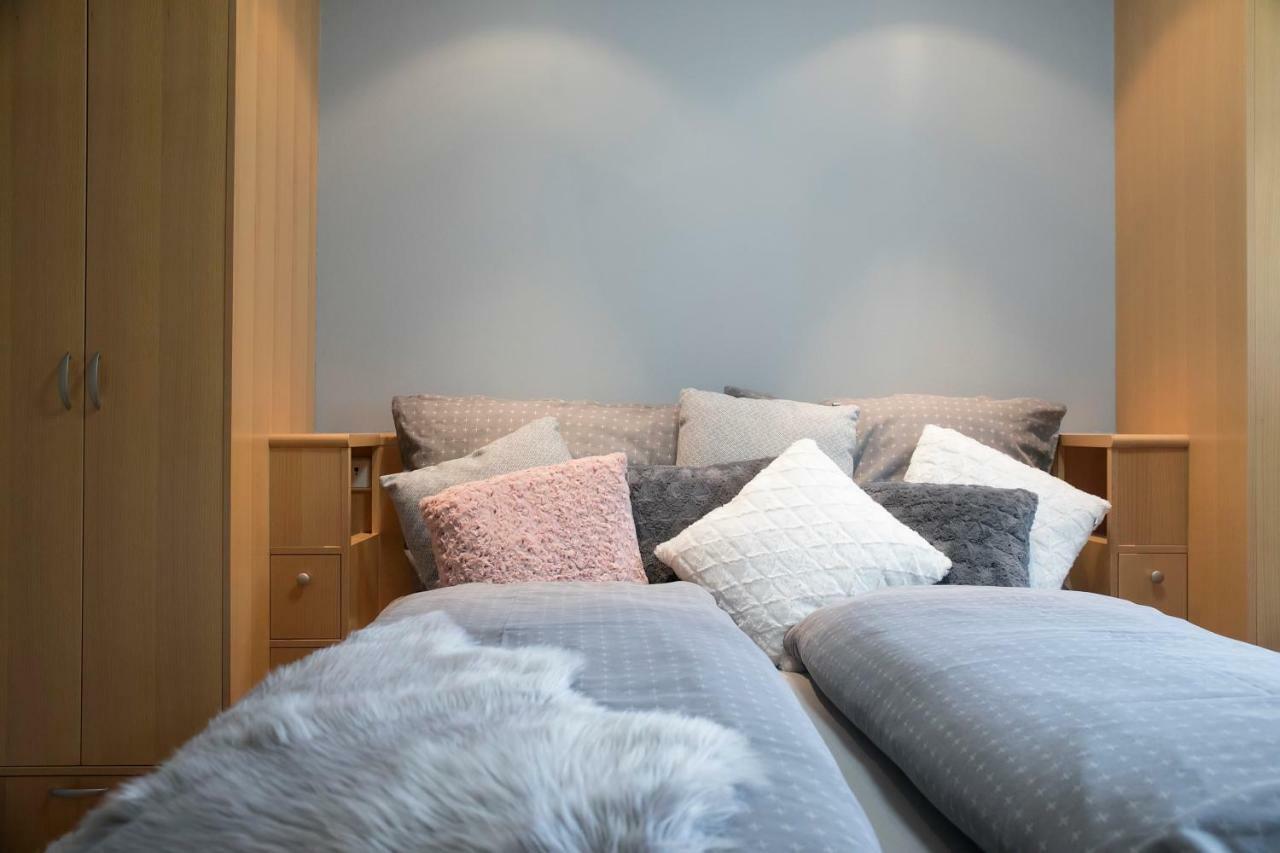 Apartma Spelca Banovci Bagian luar foto