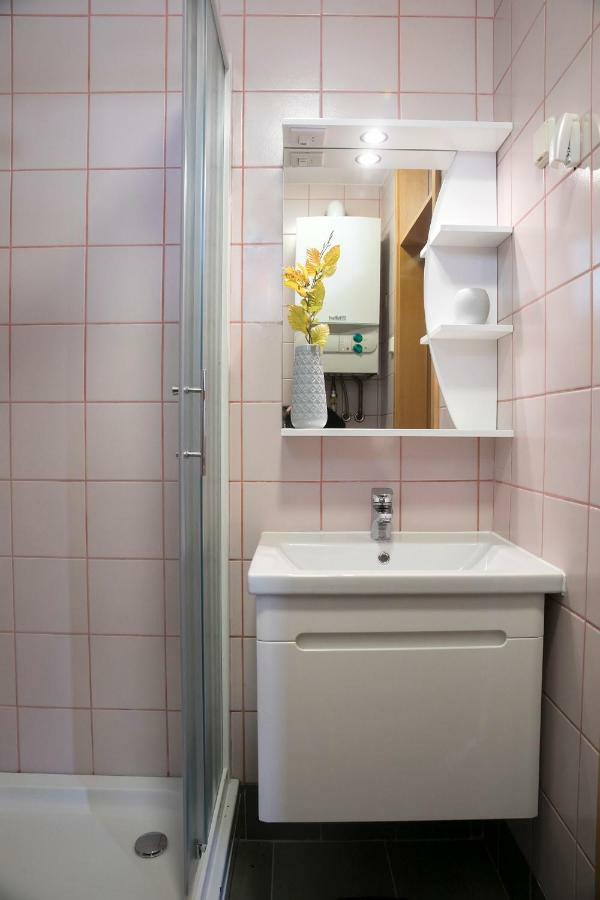 Apartma Spelca Banovci Bagian luar foto